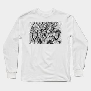 Paisley design inspired with flowers and curves Long Sleeve T-Shirt